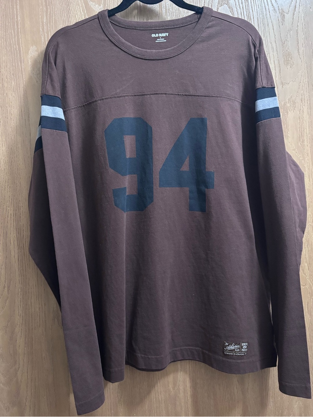 Old Navy Men's Brown Long-Sleeve Tee with Black '94 Graphic